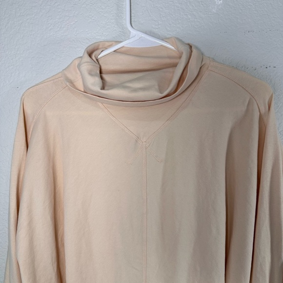 NWT Free People Movement Light Peach Sweater Women's Large - Picture 3 of 9